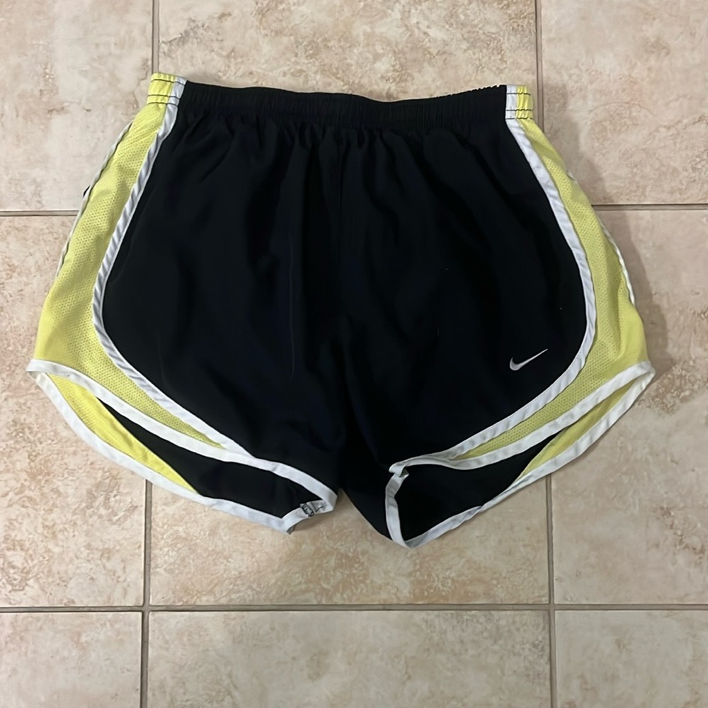 Nike lined shorts